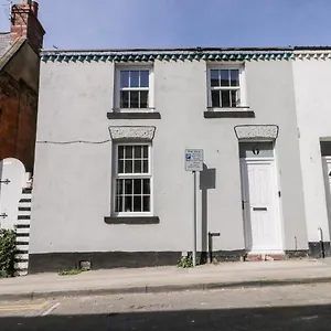  Holiday home 6 St Marys Walk United Kingdom