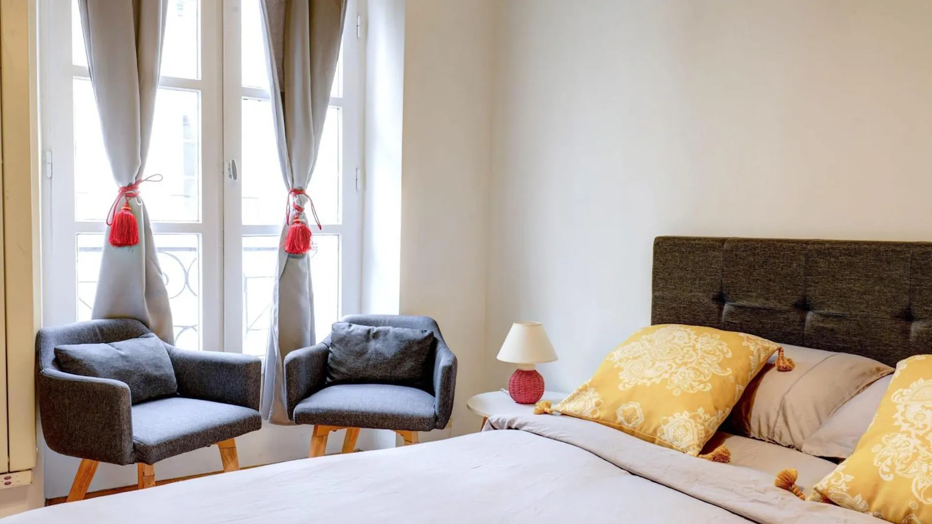 Apartment Saint Germain & Odeon - 1Br - Cityapartmentstay Paris