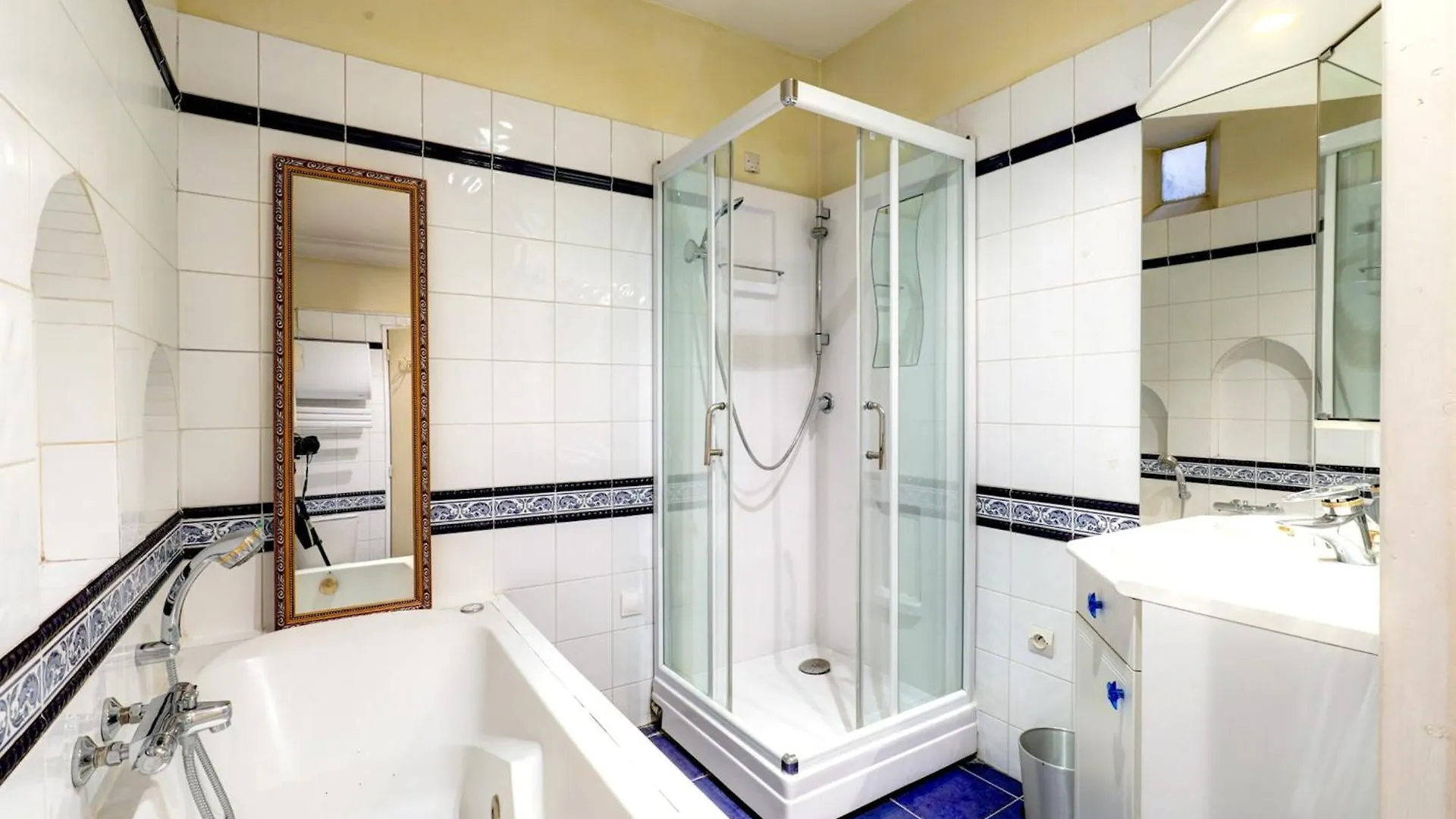 Saint Germain & Odeon - 1Br - Cityapartmentstay Paris Apartment